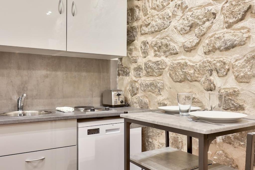 Studio Confortable Au Coeur De Paris Διαμέρισμα Εξωτερικό φωτογραφία